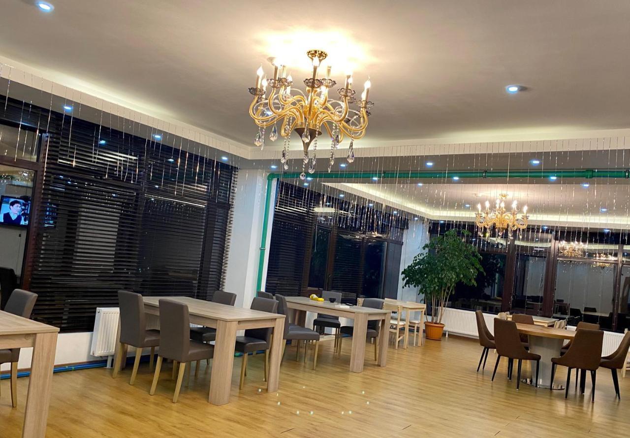 Takhi Resort Terelj Yoliin Hural Exterior foto